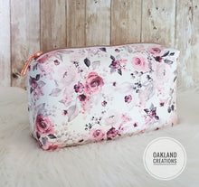 Load image into Gallery viewer, Boxy Pouch Kit - Burgundy Floral