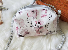 Load image into Gallery viewer, Boxy Pouch Kit - Watercolour Floral

