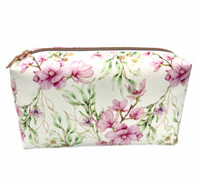Load image into Gallery viewer, Boxy Pouch Kit – Blossoms
