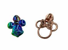 Load image into Gallery viewer, #5 Zipper Pulls Mouse
