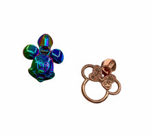 Load image into Gallery viewer, #5 Zipper Pulls Mouse
