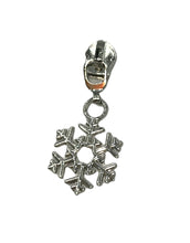 Load image into Gallery viewer, #5 Zipper Pulls Snowflake
